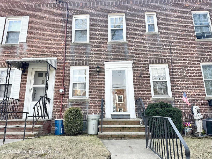 Sold $490,000 • Co-Listing Agent