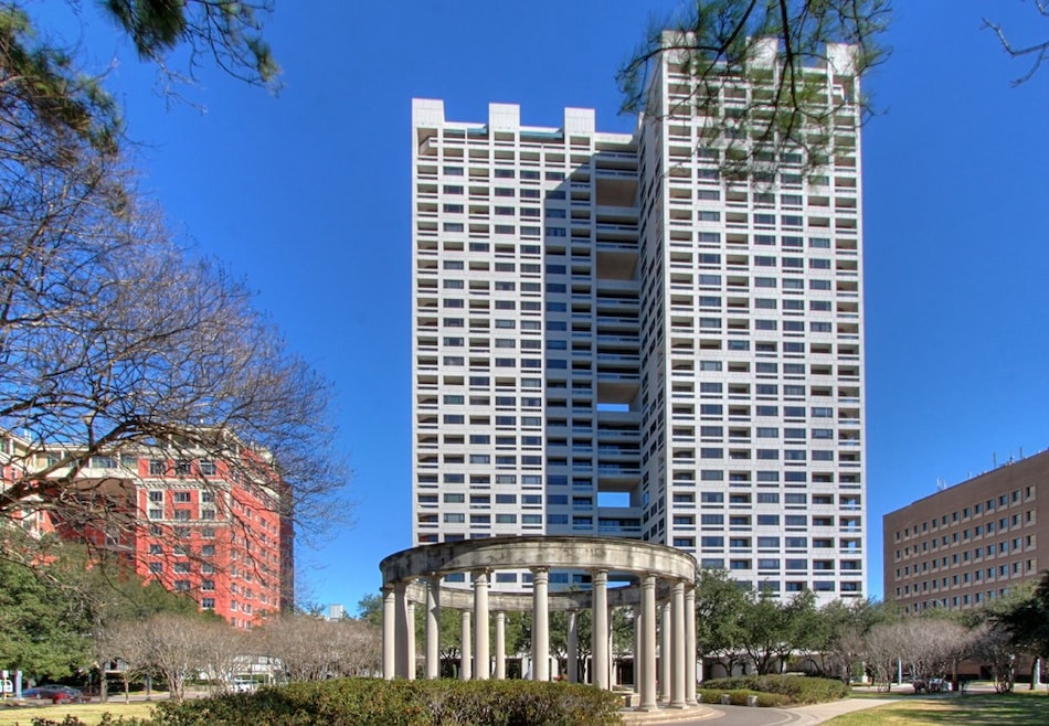 The Warwick Towers situated in The Musuem District