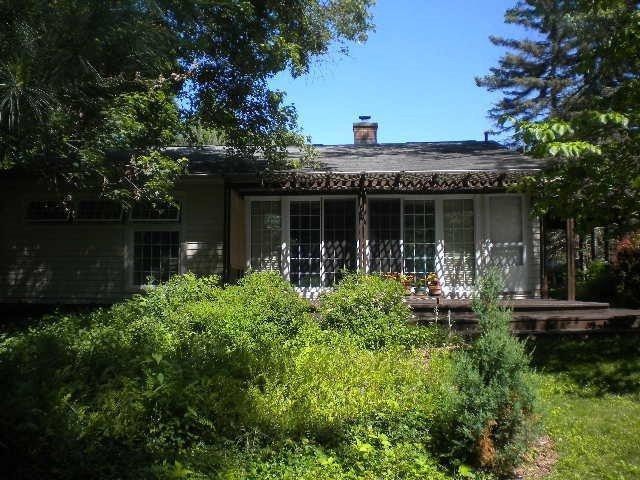 658 Flanders St, Chelsea, MI 48118 - photo 1