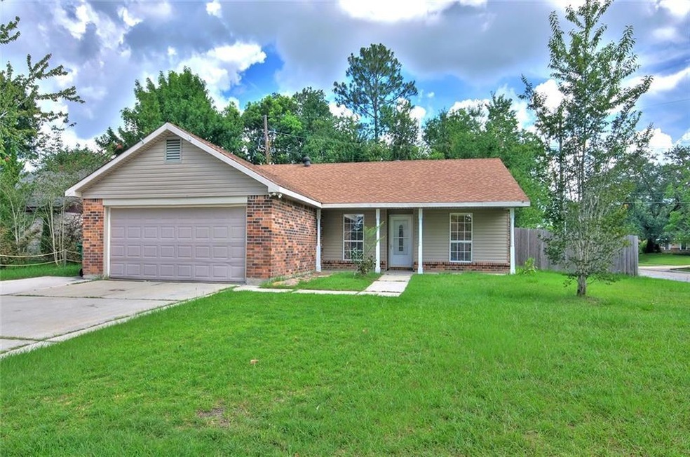 434 Tanglewood Dr, Slidell, LA 70458 - photo 1