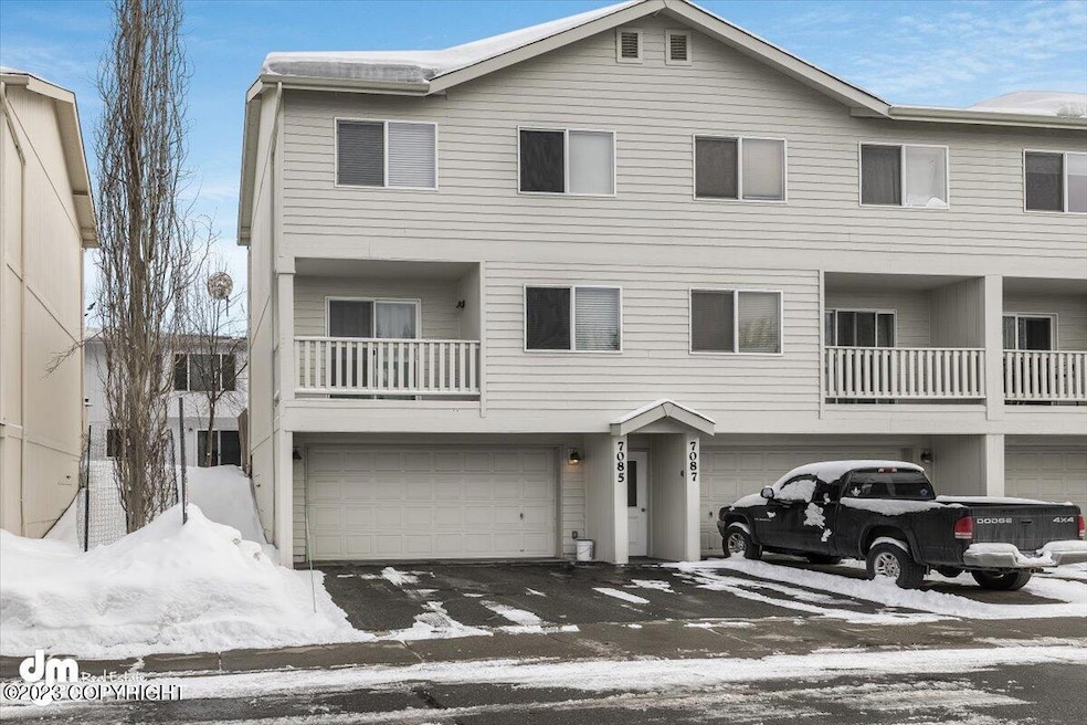 01-Exterior_DMD_9092