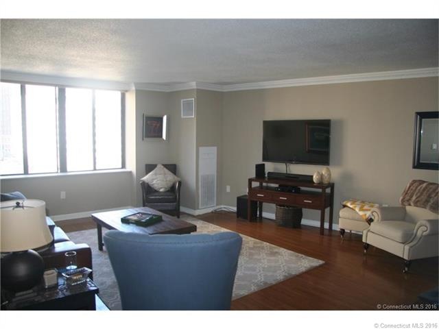 100 Wells St unit 819, Hartford, CT 06103 - photo 1