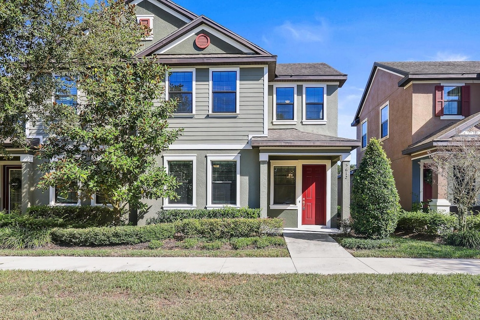 5612 Balcony Bridge Place, Lithia, FL 33547 - photo 1