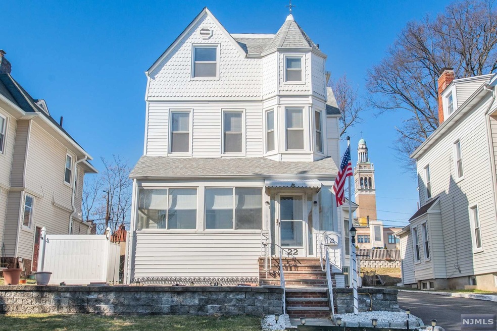 Sold $810,000 • Co-Listing Agent