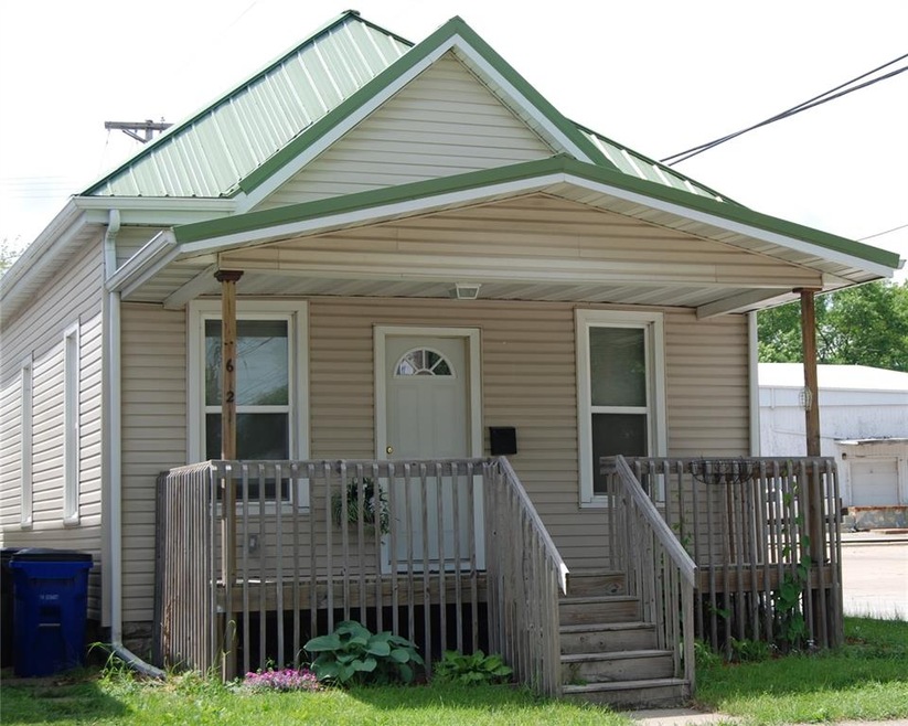 Maintenance Free and Move In Ready - New windows, 