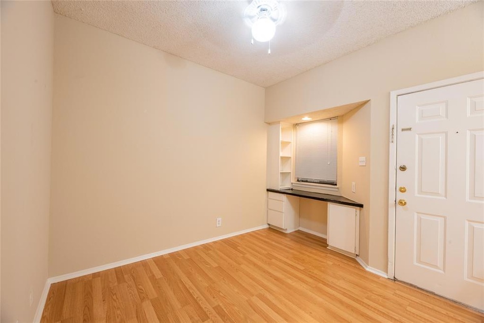 2818 Nueces St unit 304, Austin, TX 78705 - photo 1