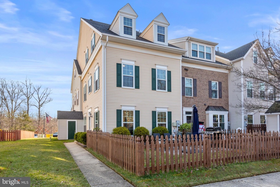 8711 Morning Breeze Ct, Odenton, MD 21113 - photo 1