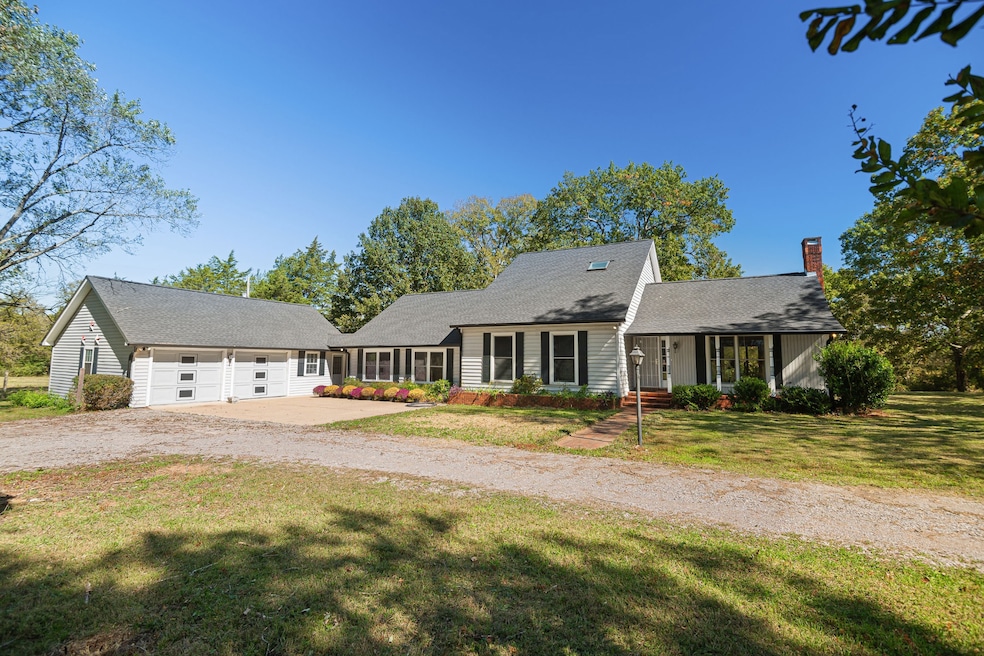 2159 Verona Caney Rd, Lewisburg, TN 37091 - photo 1