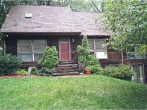 159 Maplewood Cir, Amherst, MA 01002 - photo 1