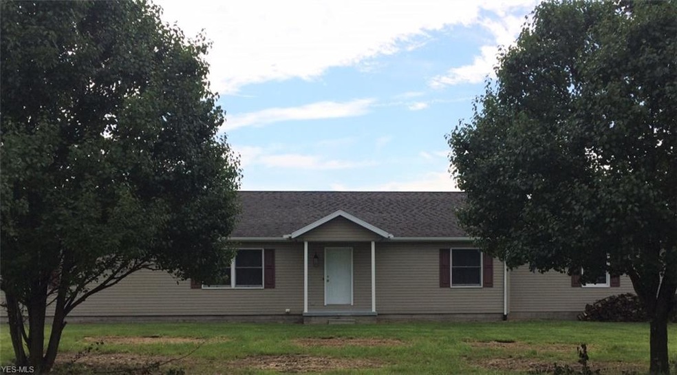 4250 Avalon Rd NW unit 30, Carrollton, OH 44615 - photo 1