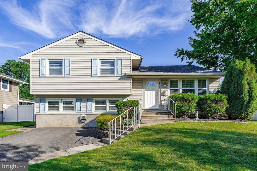 Sold $320,000 • Co-Listing Agent