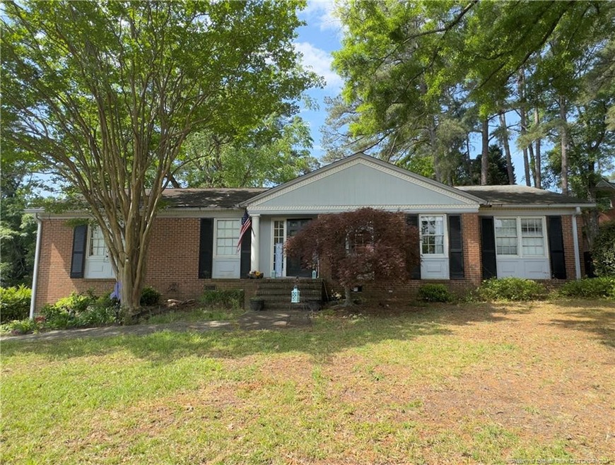 2611 N Edgewater Dr, Fayetteville, NC 28303 - photo 1