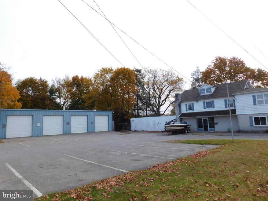 1011 Hunter St, Tamaqua, PA 18252 - photo 1