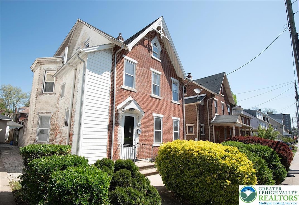 Sold $375,000 • Co-Listing Agent