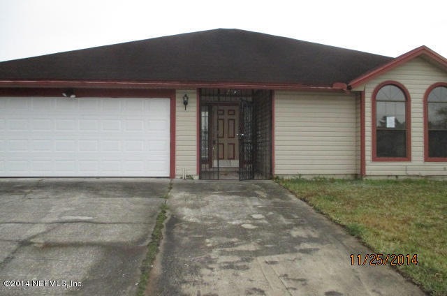 903 Duskin Dr, Jacksonville, FL 32216 - photo 1