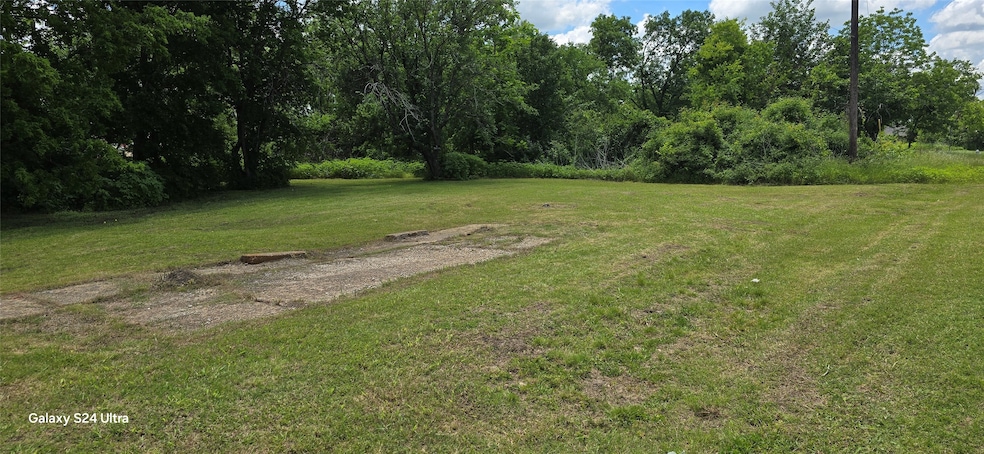 0 Adelaide & Newton unit 20924422, Terrell, TX 75160 - photo 1