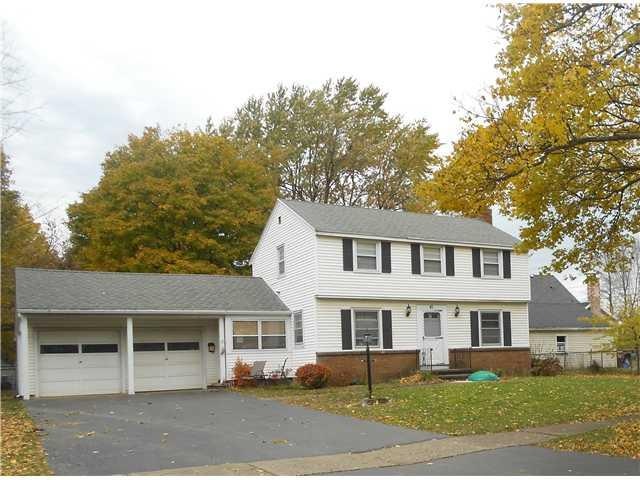 Exterior Front Welcome to 41 Ridgelawn Dr