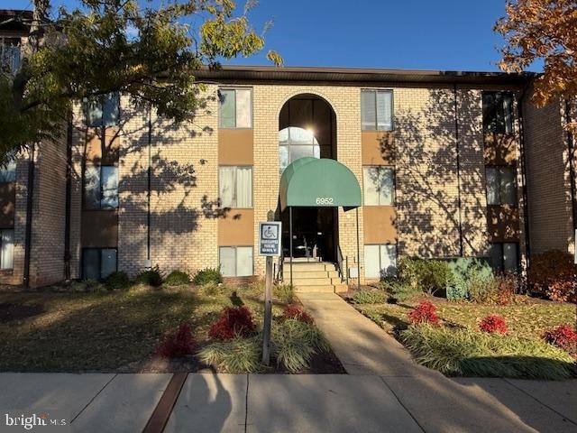6952 Hanover Pkwy unit 2 (200), Greenbelt, MD 20770 - photo 1