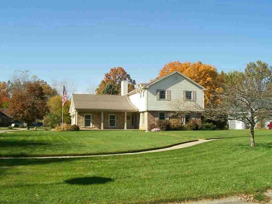 8005 Fox Run