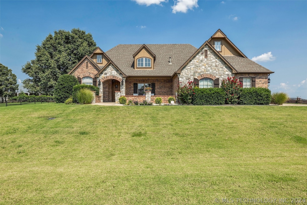 8275 N 72nd East Ave, Owasso, OK 74055 - photo 1