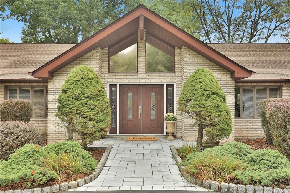 1 Haring Place, Blauvelt, NY 10913 - photo 1