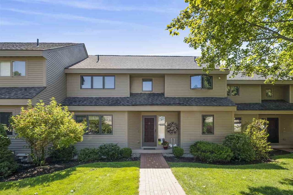 32 Topside Rd unit 4, Moultonborough, NH 03254 - photo 1