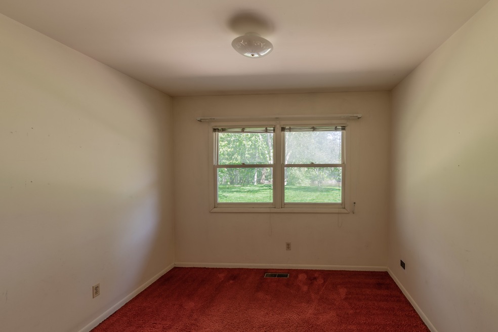 120 Riverview Ct, Oswego, IL 60543 - photo 1