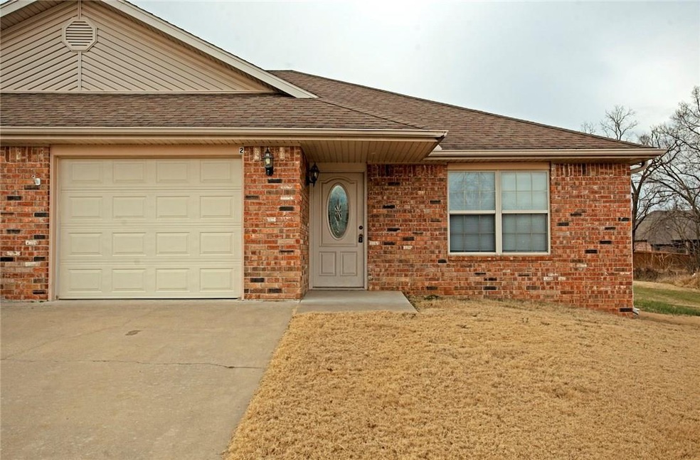 303 NW Abbey Place unit 2, Bentonville, AR 72712 - photo 1