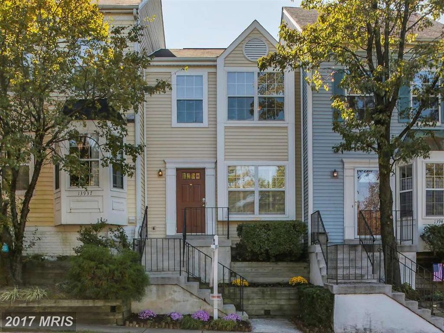 13939 Big Yankee Ln, Centreville, VA 20121 - photo 1