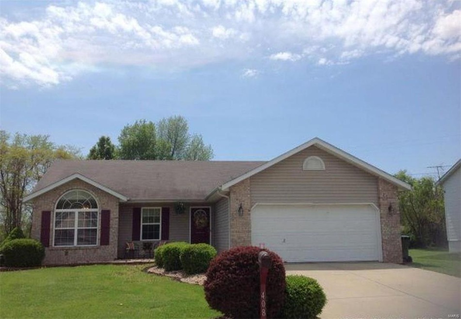 408 Copper Bend Rd, Maryville, IL 62062 - photo 1