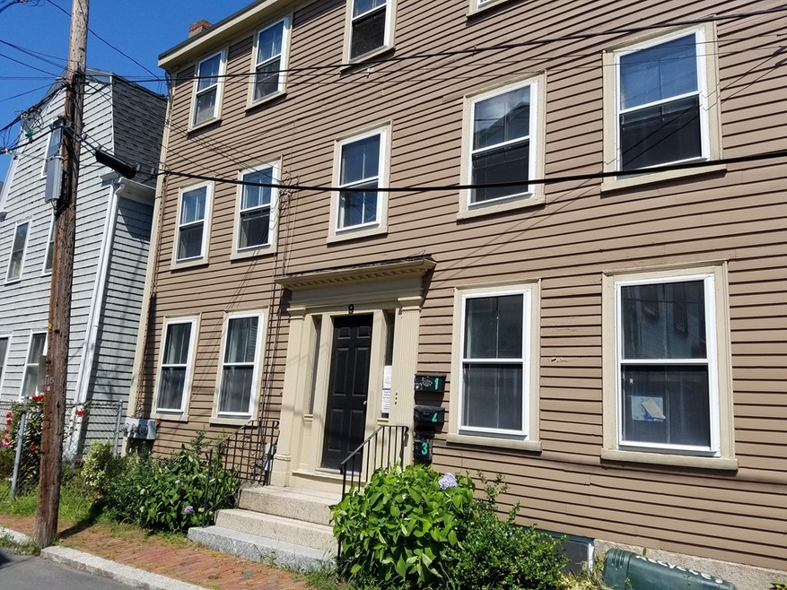 9 Curtis St unit 1, Salem, MA 01970 - photo 1