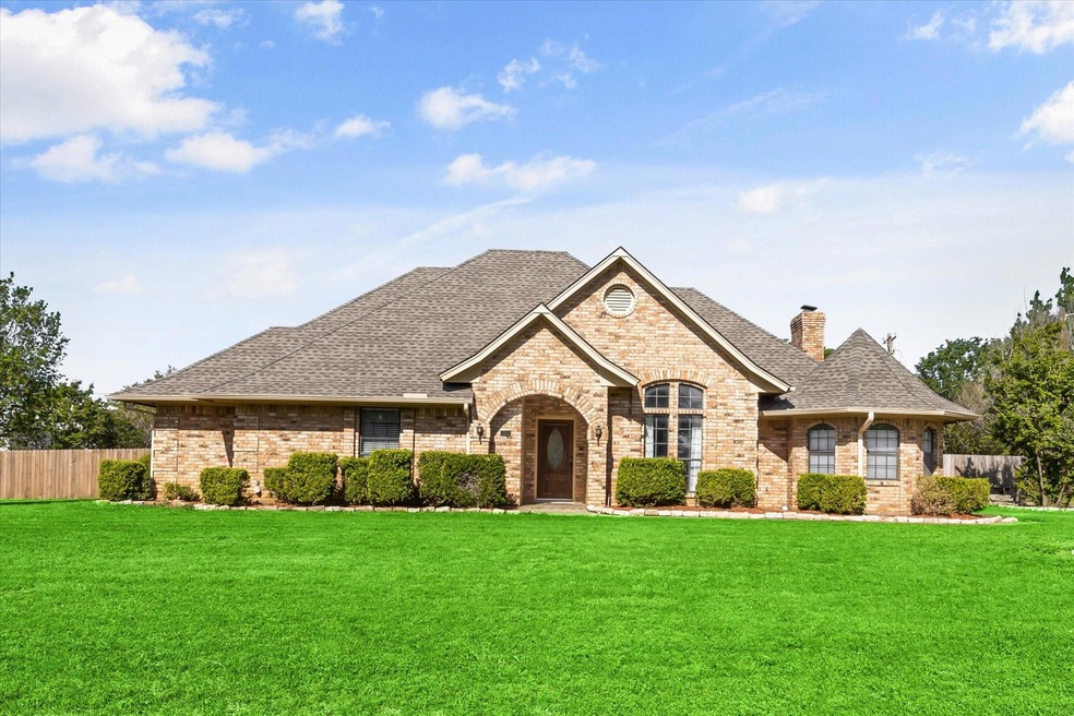 2717 N Hill Terrace, Cleburne, TX 76031 - photo 1