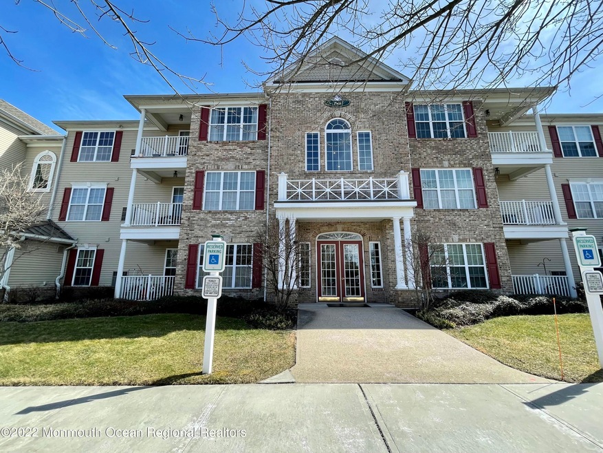 Sold $137,000 • Co-Listing Agent