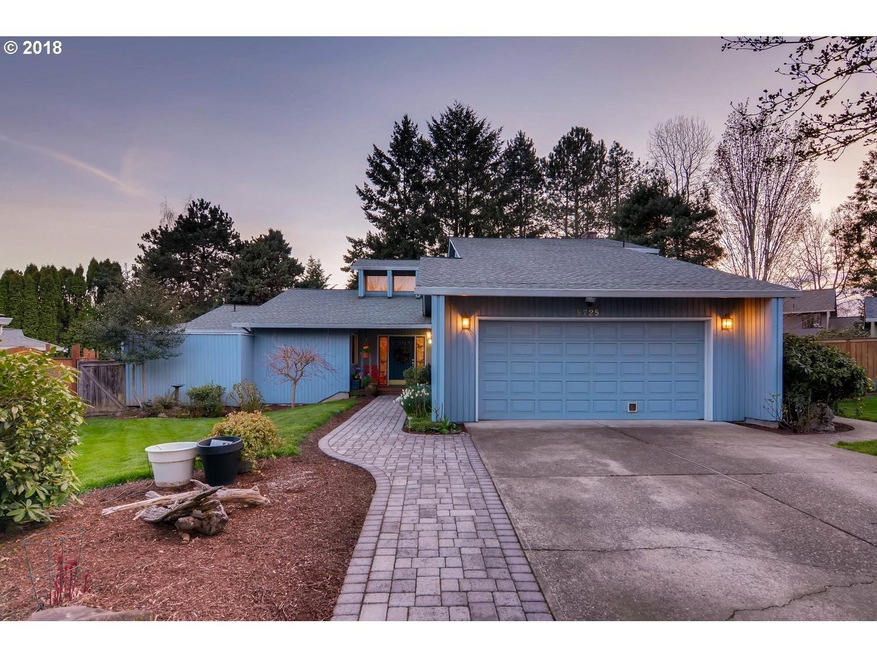 8725 SW Pacer Ct, Beaverton, OR 97008 - photo 1