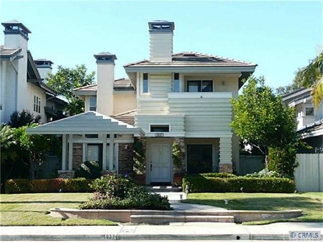 Great curb appeal