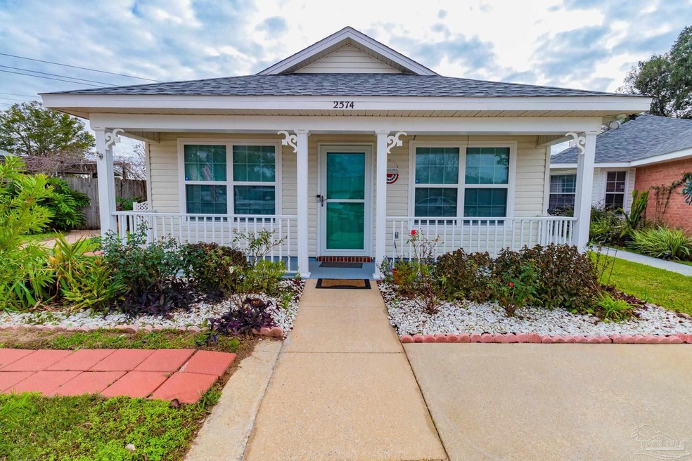 2574 Trailwood Dr, Cantonment, FL 32533 - photo 1