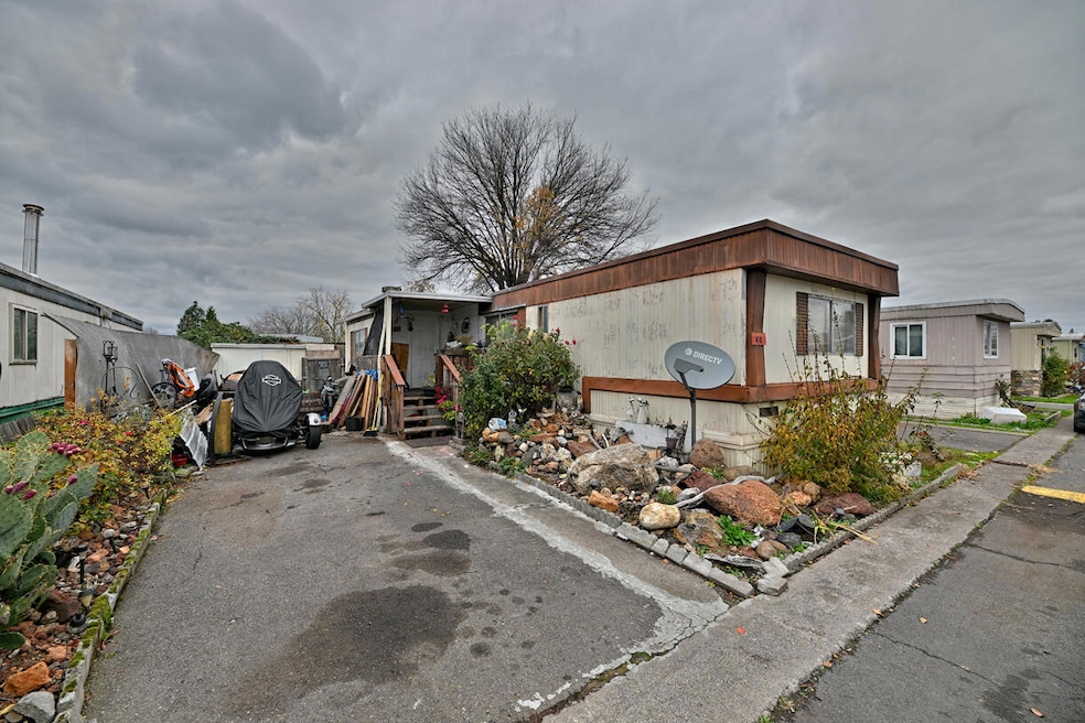 For Sale $40,000 • Co-Listing Agent