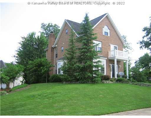 601 Wildrose Ln, Scott Depot, WV 25560 - photo 1