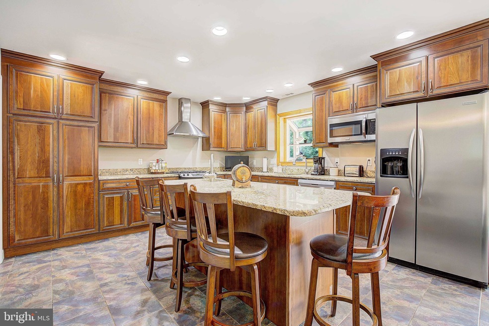 892 Chestnut Tree Dr, Annapolis, MD 21409 - photo 1