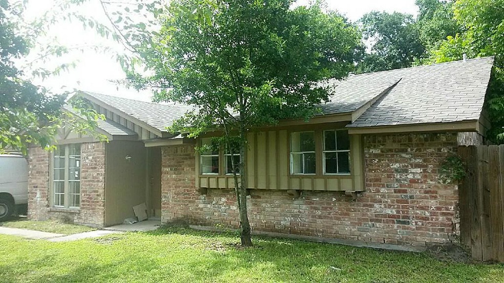 1534 Diplomat Way, Houston, TX 77088 - photo 1