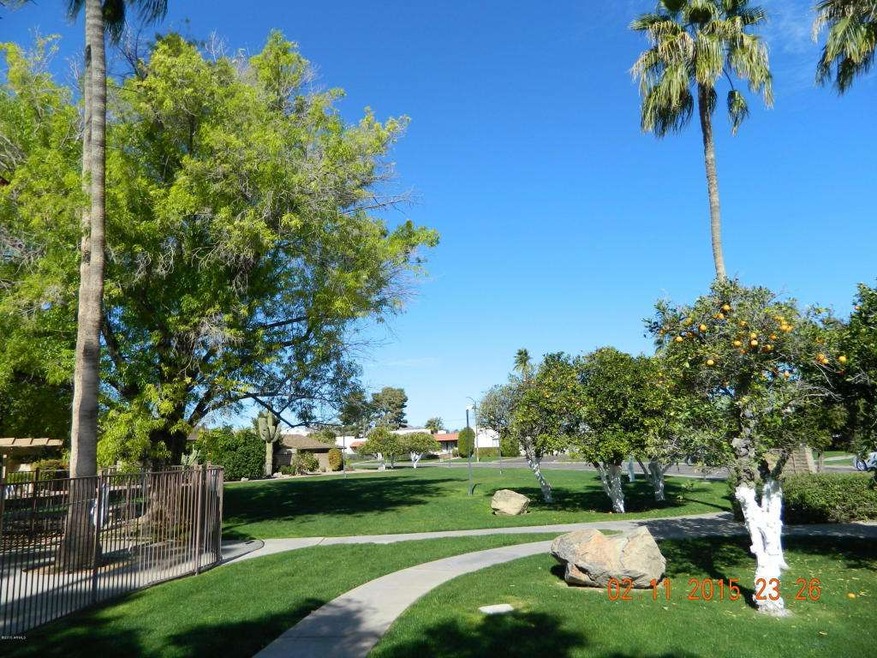 7639 E Minnezona Ave, Scottsdale, AZ 85251 - photo 1