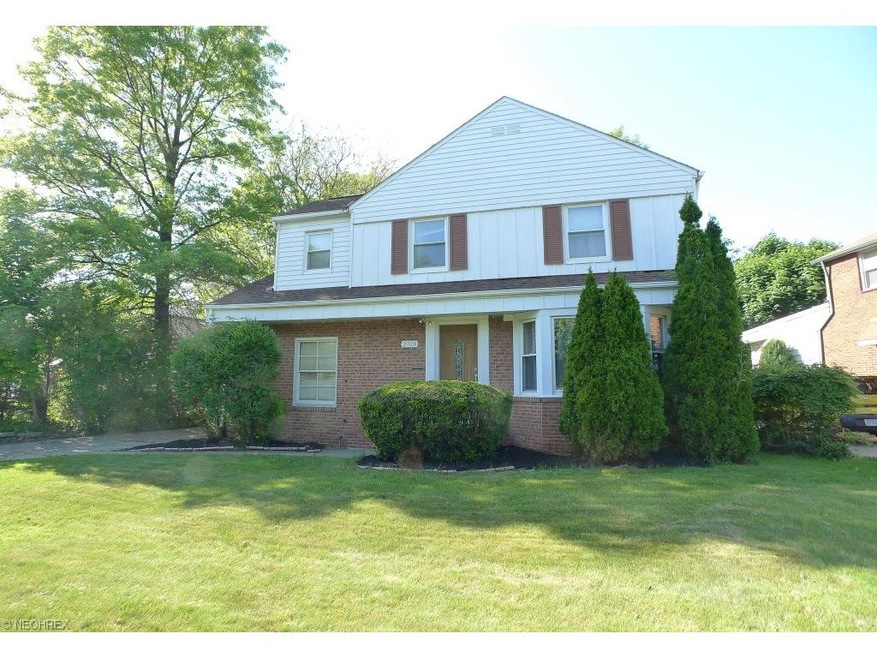 Pretty family home located in the heart of Univers