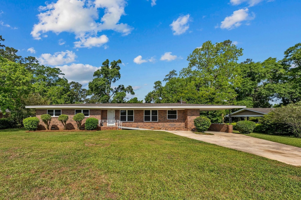 1106 Richardson Rd, Tallahassee, FL 32301 - photo 1