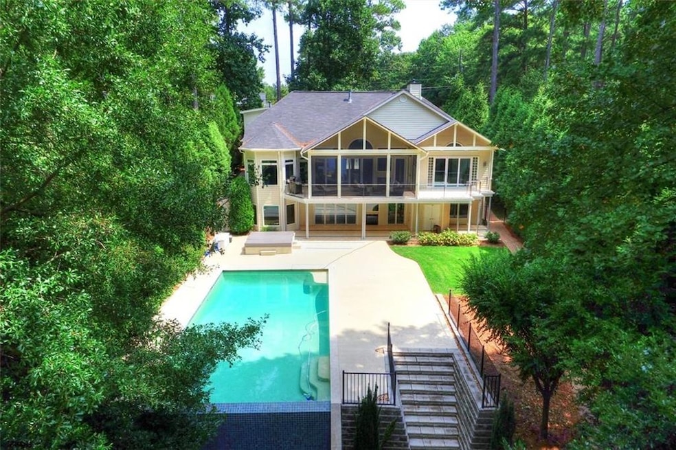 Exclusive privacy with extensive attention to deta