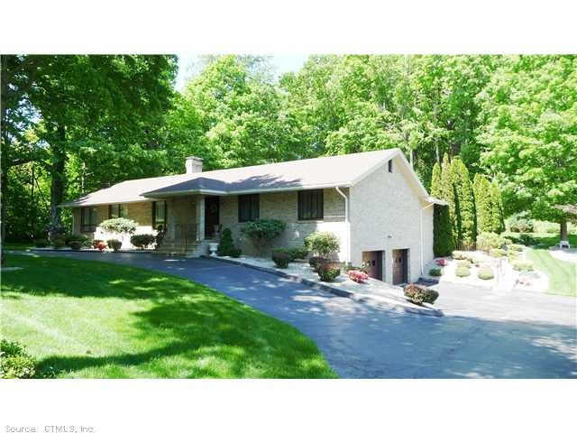 478 Brownstone Ridge, Meriden, CT 06451 - photo 1