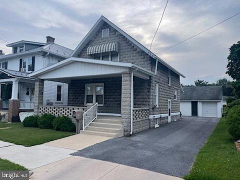 452 S 4th St, Chambersburg, PA 17201 - photo 1