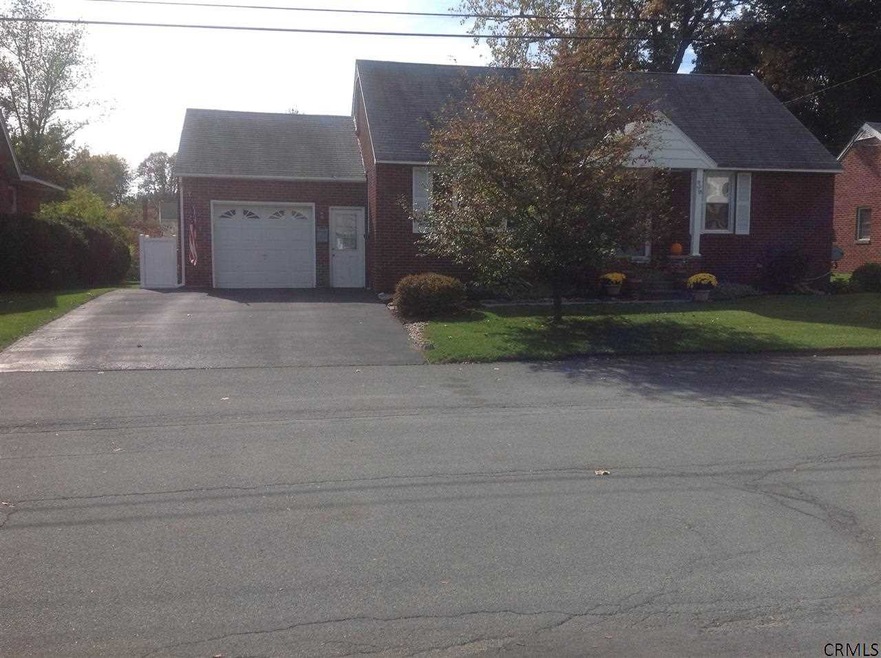 36 Bosher Dr, Albany, NY 12205 - photo 1