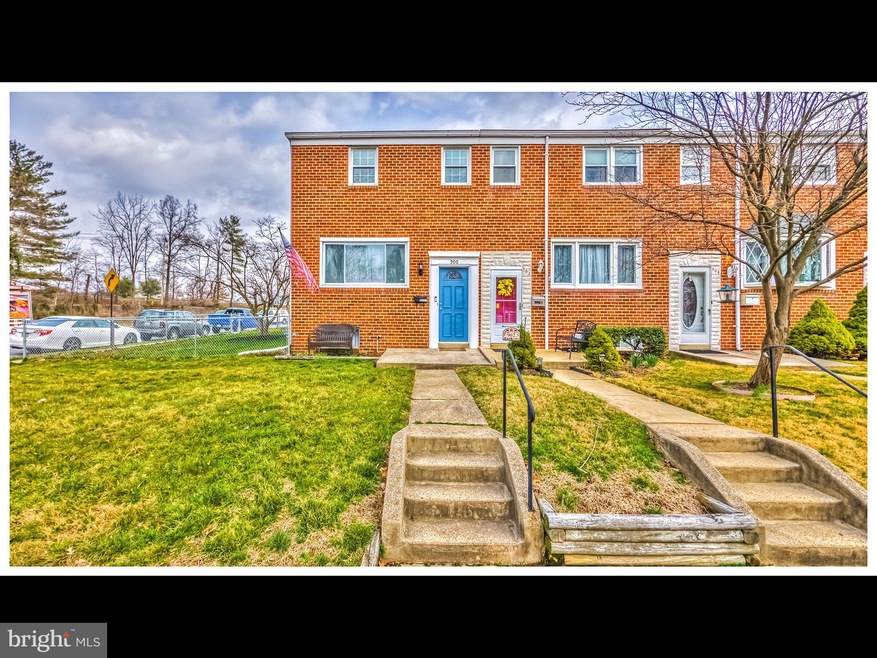 900 Circle Dr, Halethorpe, MD 21227 - photo 1