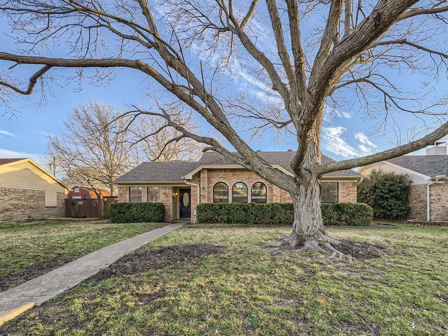 1308 Sheppard Ln, Wylie, TX 75098 - photo 1