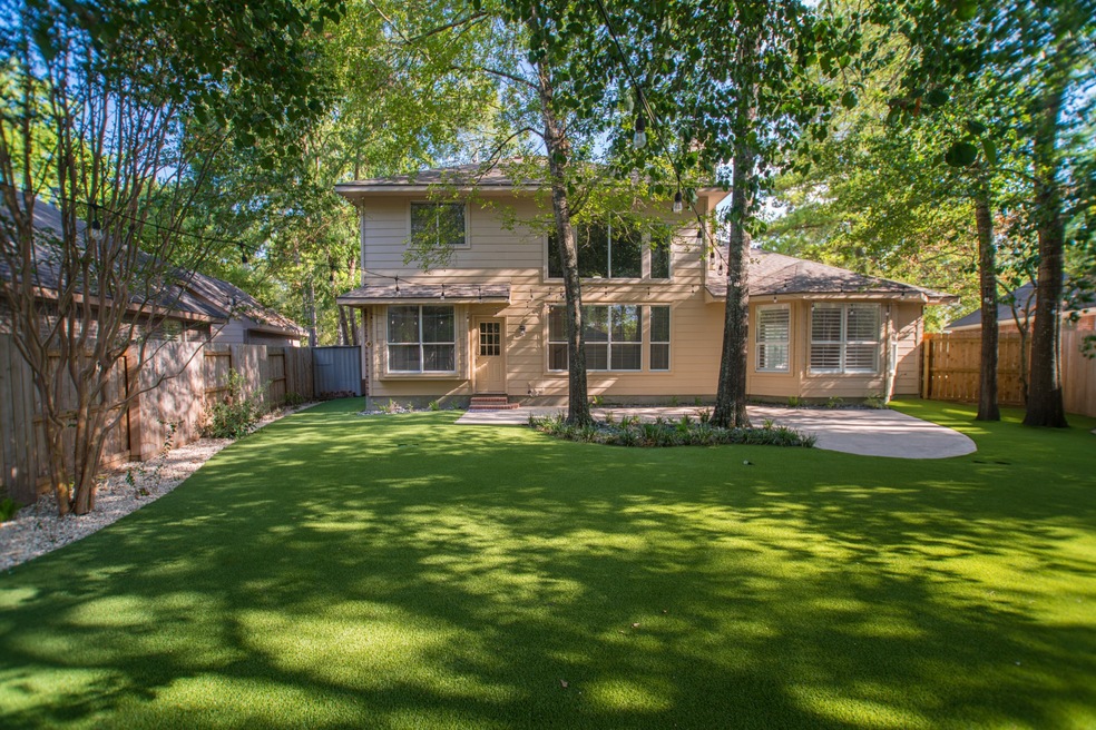 10 Bonnaire Dr, Spring, TX 77382 - photo 1